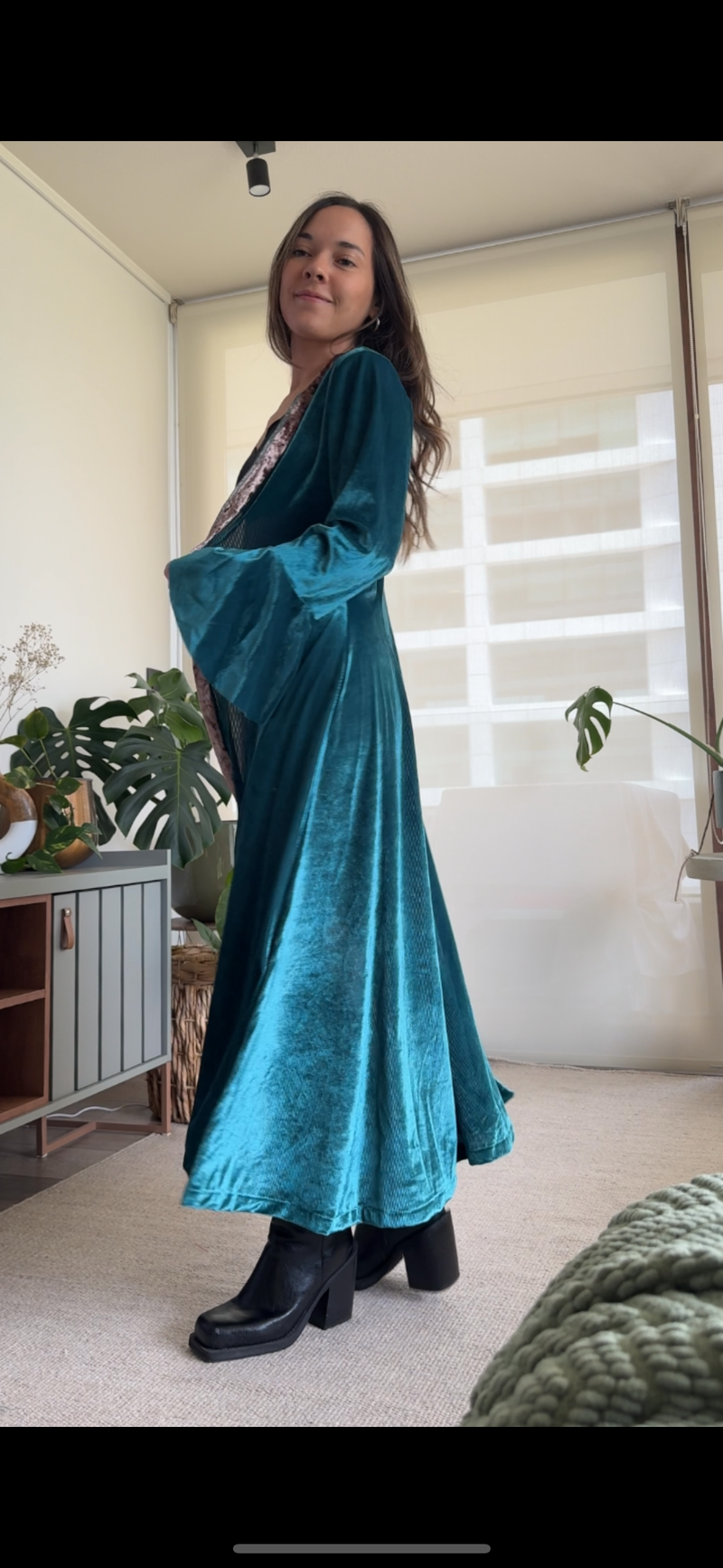 Tapado MAD terciopelo verde esmeralda y dorado sin lazo