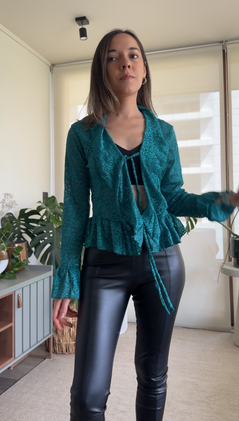 Polera/ Tapado encaje verde esmeralda