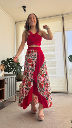 Falda cruzada vuelo rojo