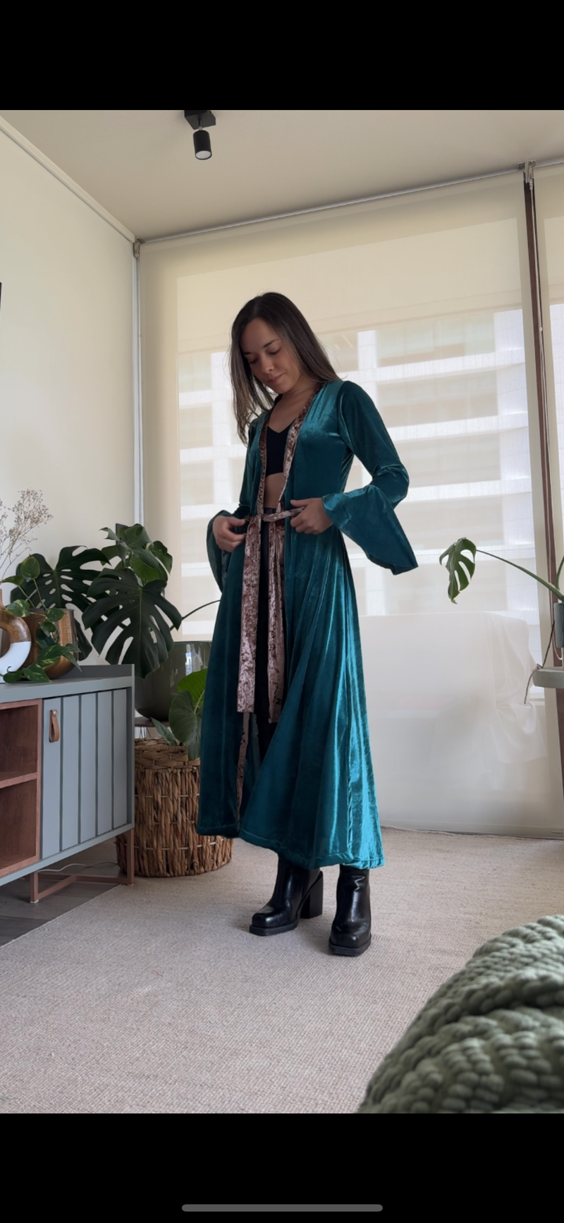 Tapado MAD terciopelo verde esmeralda y dorado con lazo