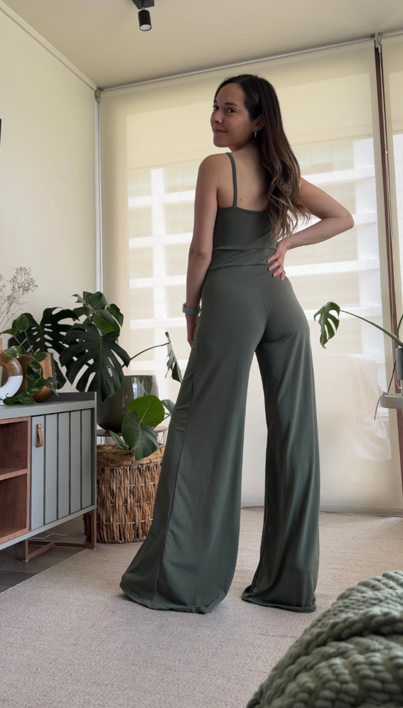 Enterito nudo verde oliva